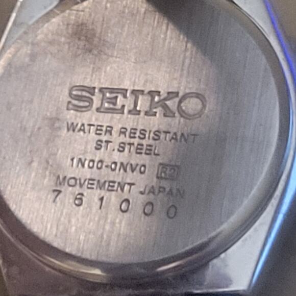 Seiko Ladies Seiko Dress‎ Watch Black Dial Stones around Bezel Elegant Classy main image 5
